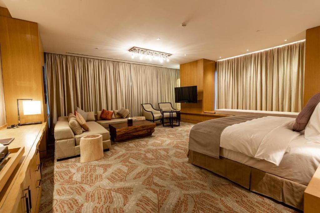 Al Anoud Towers *