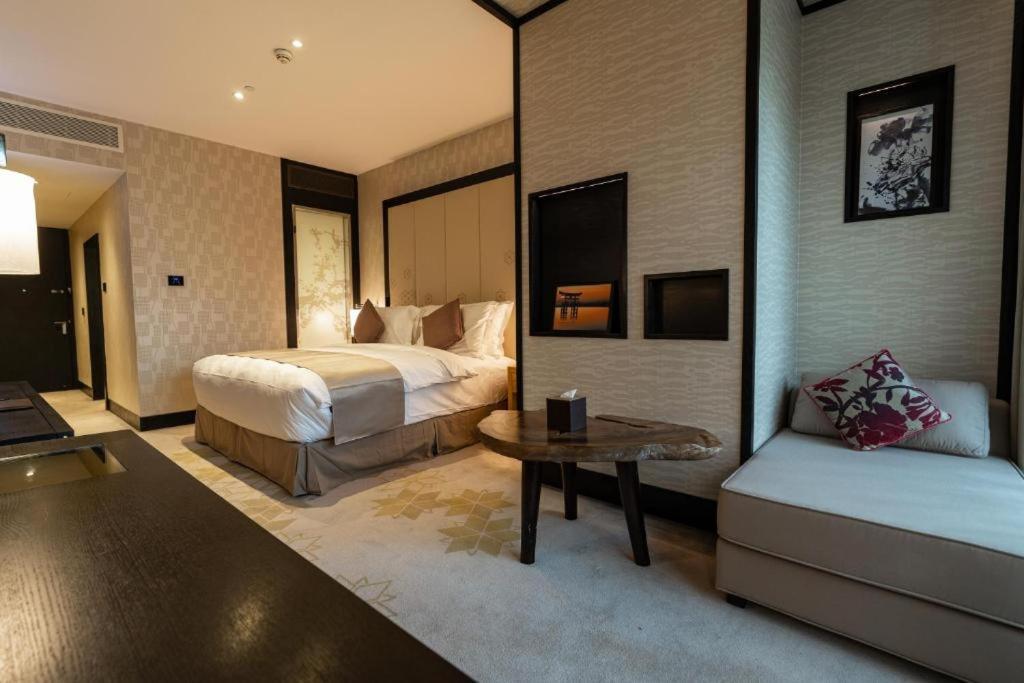 Al Anoud Towers Apartment *